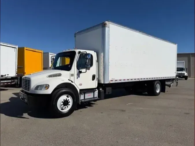 2019 Freightliner Business Class M2 106