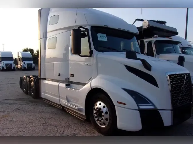 2021 VOLVO VNL64T760b34b0dc8b824aaf436c7c82a8f69c917