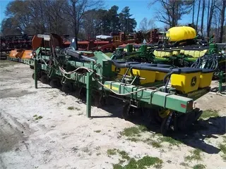 2002 JOHN DEERE 1720