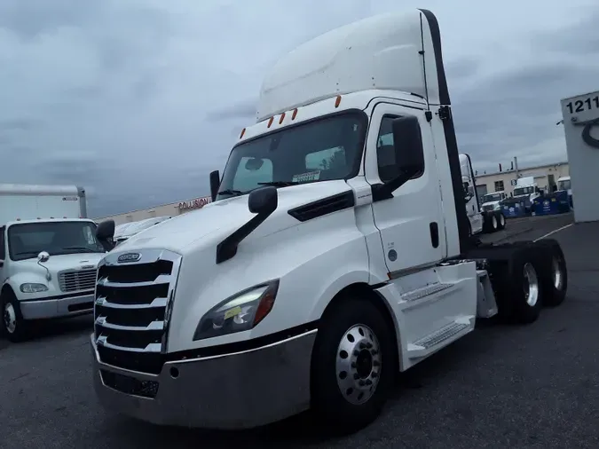 2019 FREIGHTLINER/MERCEDES NEW CASCADIA PX12664b3554250a8ff733642dca150bab9f22e