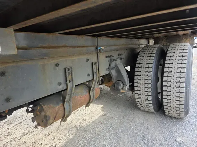 2017 FREIGHTLINER/MERCEDES M2 106