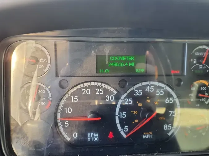 2019 FREIGHTLINER/MERCEDES M2 106