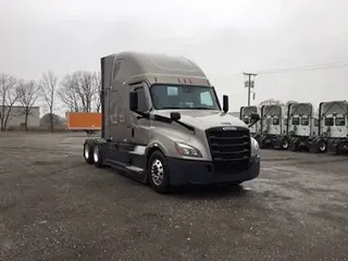 2023 Freightliner Cascadia