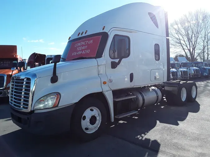 2015 FREIGHTLINER/MERCEDES CASCADIA 125