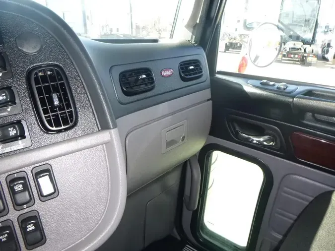 2020 Peterbilt 389b35d0789d8a94bca01f25d98dca9daab