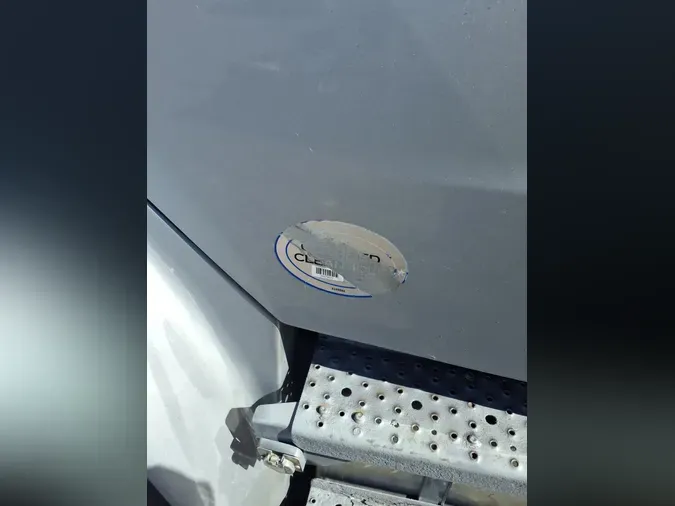 2015 FREIGHTLINER/MERCEDES M2 106