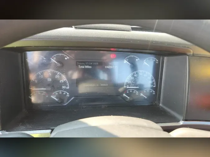 2019 Volvo VNL300