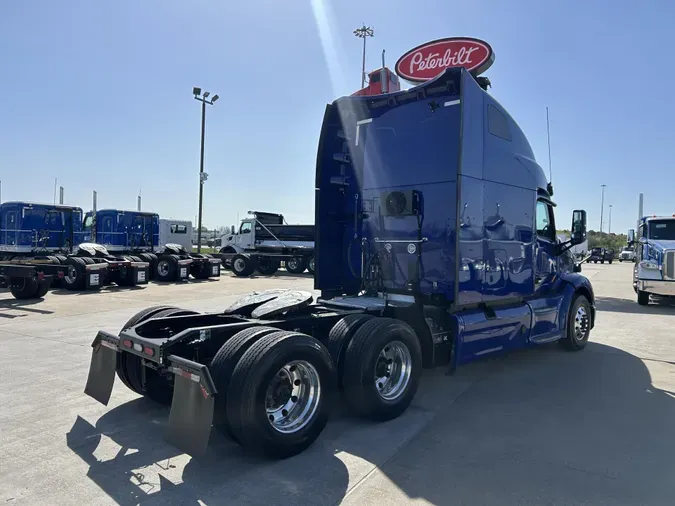 2022 Peterbilt 579