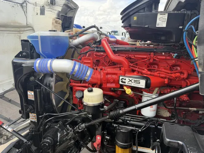 2020 Peterbilt 579b36369ffe6b7c73e20235647b94ae5f3