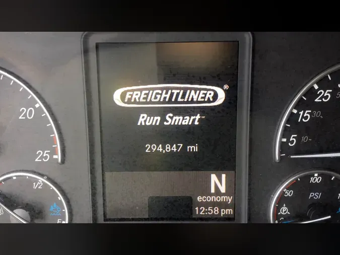 2024 Freightliner Cascadiab363bb07ce4f35420e1fbf9f74138bb3