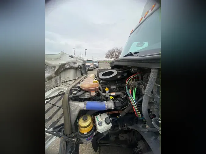 2020 FREIGHTLINER/MERCEDES NEW CASCADIA 116