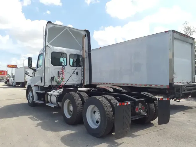2019 FREIGHTLINER NEW CASCADIA PX12664