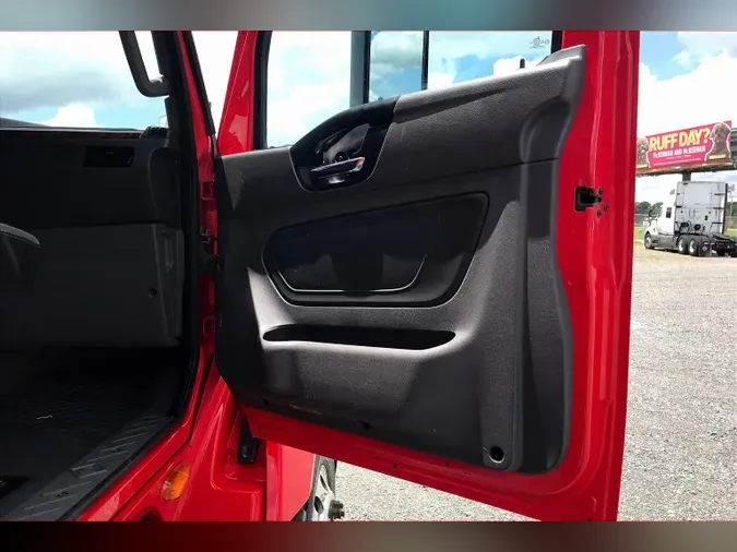 2021 INT LT625 6x4