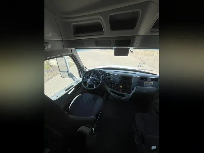 2022 Peterbilt 579