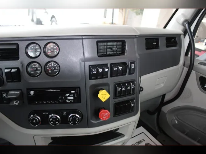 2020 Peterbilt 579b37091022fae796891444c133f6b41ec