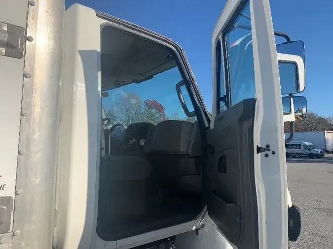 2019 International 4300