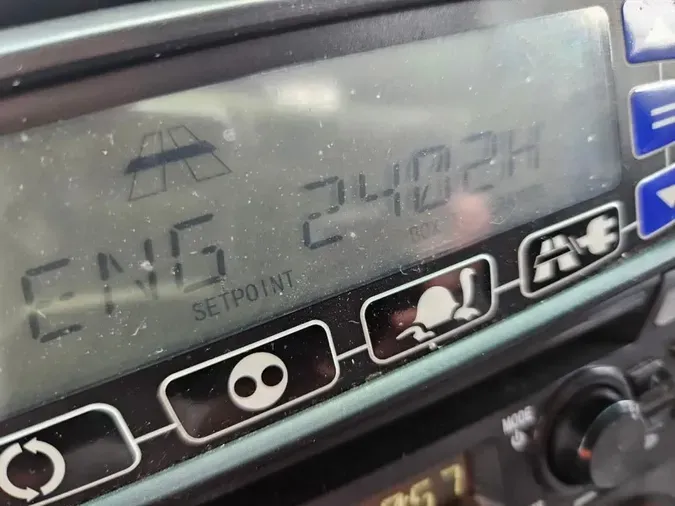 2019 ISUZU NRR