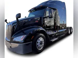 2023 Peterbilt 579