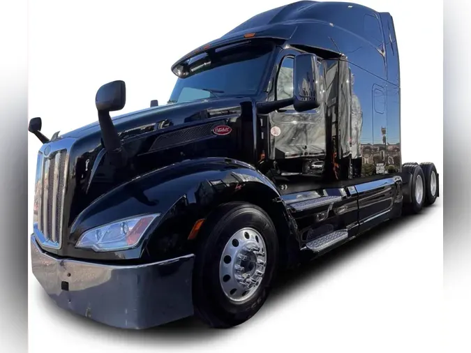 2023 Peterbilt 579b375bbc90e3d9ec4a25420bf12501682