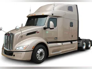 2023 Peterbilt 579