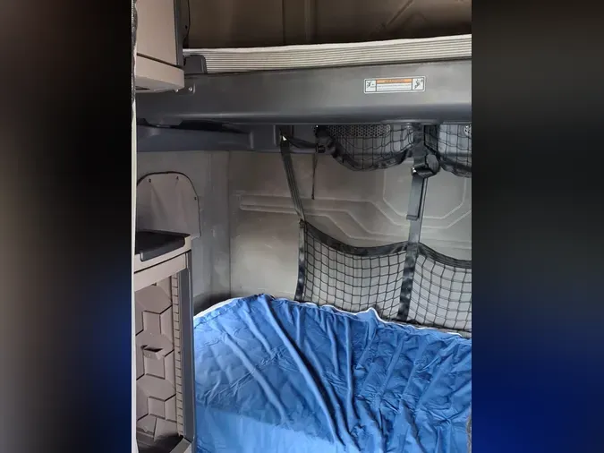 2019 FREIGHTLINER CASCADIA 125