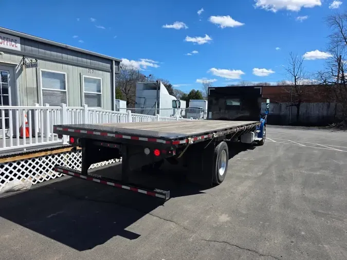 2020 FREIGHTLINER/MERCEDES M2 106