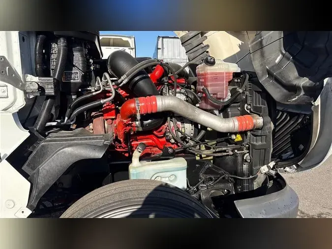 2022 INTERNATIONAL LT