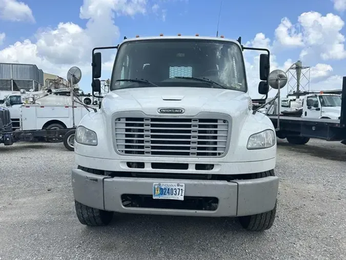 2014 FREIGHTLINER BUSINESS CLASS M2 106