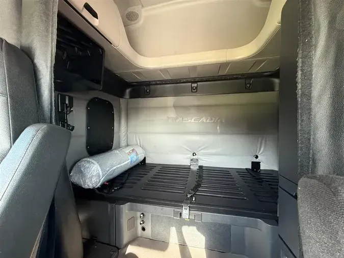 2021 FREIGHTLINER CA126b37e354e3eed37b0fb891c83365f2a1a