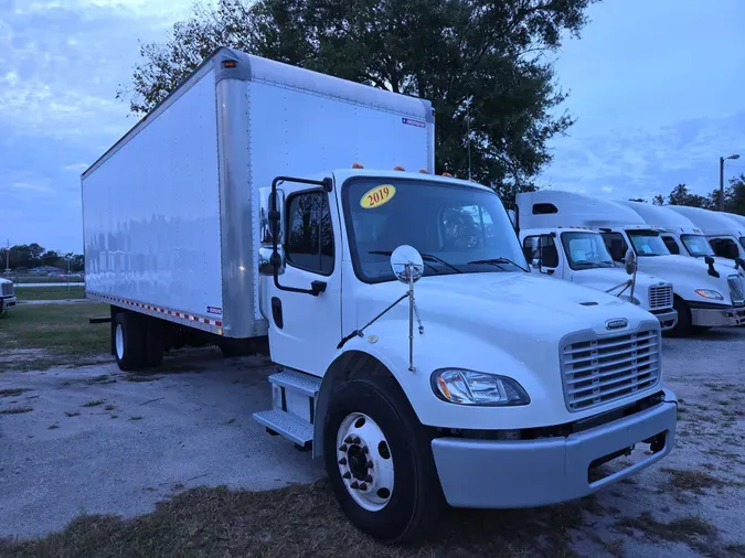 2019 FREIGHTLINER/MERCEDES M2 106