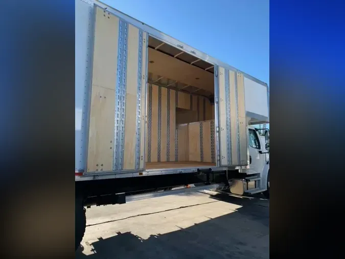2020 Freightliner Business Class M2 106