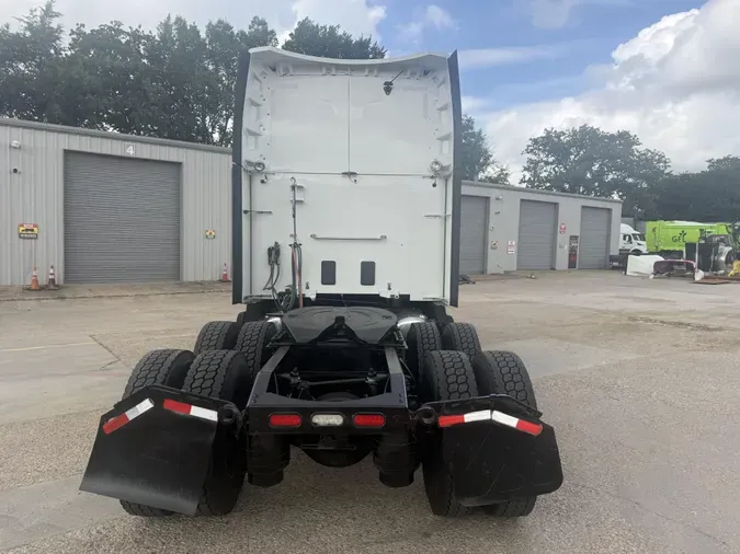 2022 Peterbilt 579b3852f57fbc5ff0c2c41cd387ad0333d