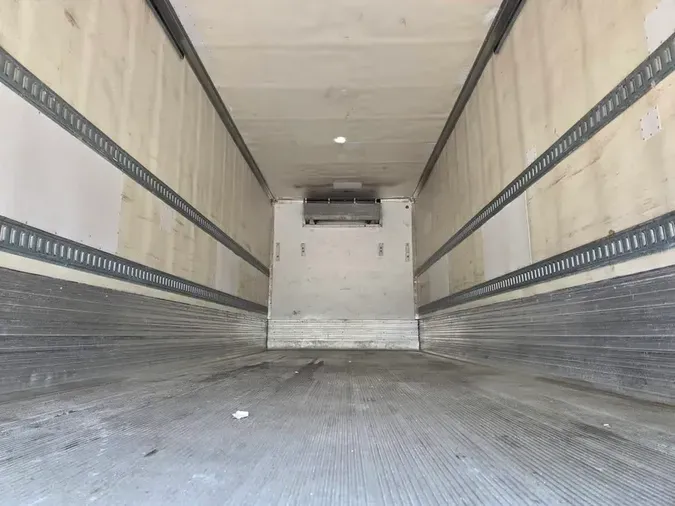 2019 FREIGHTLINER/MERCEDES M2 106
