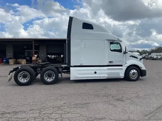 2023 Peterbilt 579