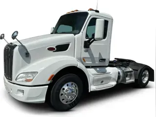 2015 Peterbilt 579