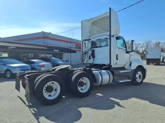 2018 NAVISTAR INTERNATIONAL LT625 DAYCAB T/A