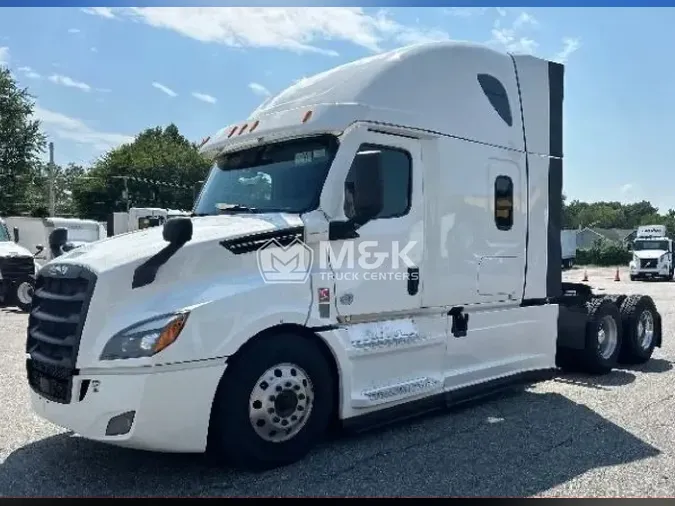 2021 FREIGHTLINER Cascadia 126b38f8a5a7132e40c6b2447a176d7417d