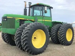 1983 John Deere 8650