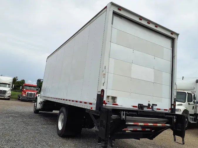 2018 FREIGHTLINER/MERCEDES M2 106