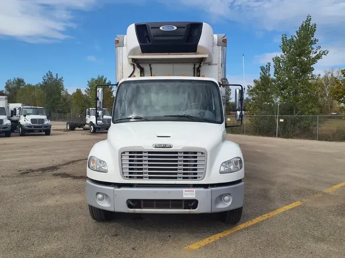 2014 FREIGHTLINER/MERCEDES M2 106