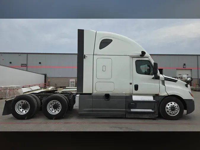 2023 Freightliner Cascadia 126b396e46eca1d53e93d3cdc2f9e5b1ecb