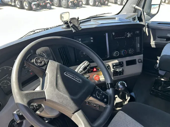 2020 Freightliner Cascadia