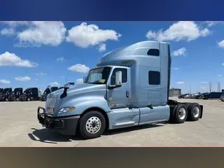 2022 INTERNATIONAL LT