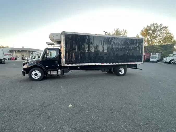 2019 FREIGHTLINER/MERCEDES M2 106