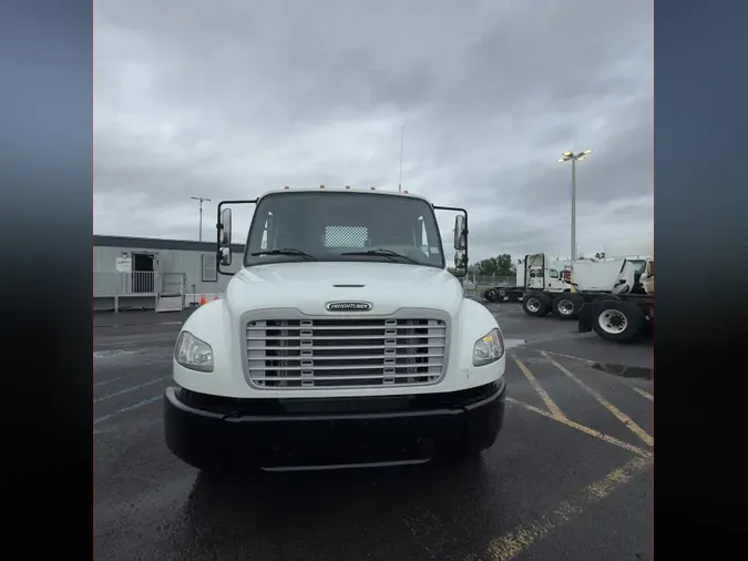 2019 FREIGHTLINER M2 106