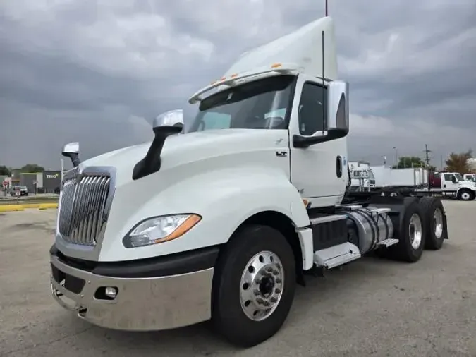 2022 International LT625b39c0d82d9844f253d251a09f03ba752