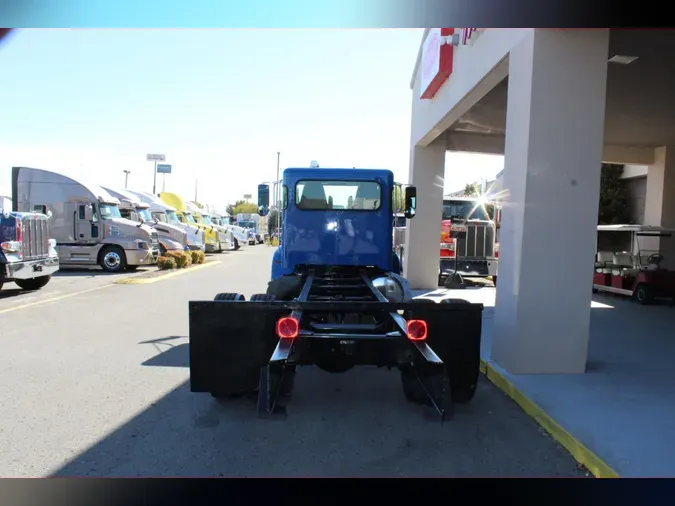 2021 Peterbilt 337