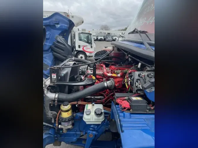 2019 FREIGHTLINER/MERCEDES M2 106