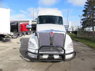 2021 Kenworth T680