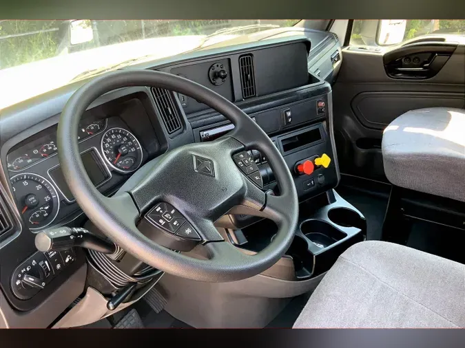 2020 INT LT625 6x4